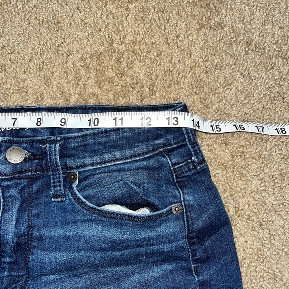Universal threads size four Jean shorts - Picture 5 of 6